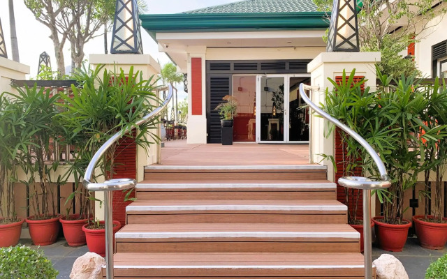 Hotel Benilde Maison De La Salle