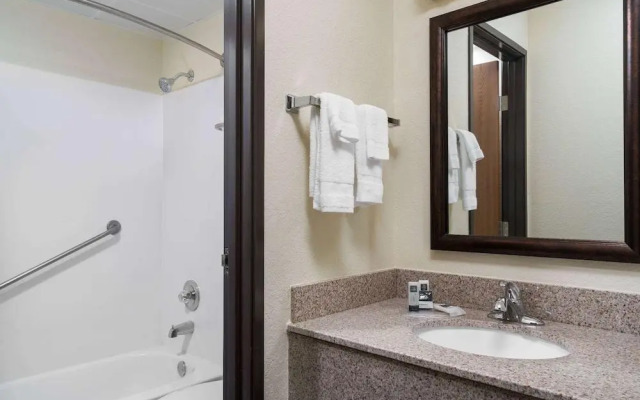 Americinn By Wyndham Lake City