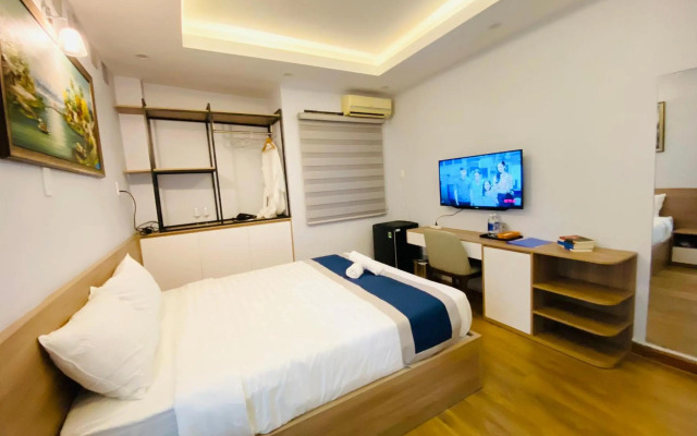 Home Away Homestay, City Center, D1