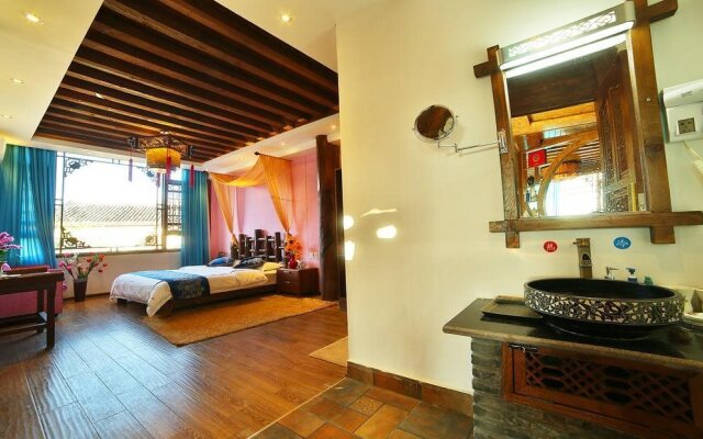 Huashen Hotel