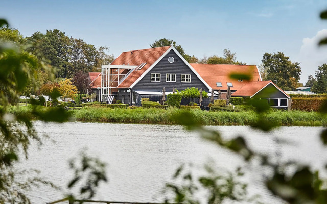 Cozy Holiday Home With two Bathrooms, in Zeeland
