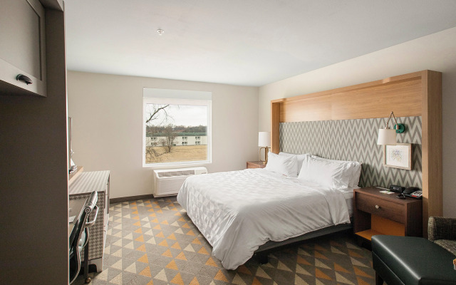 Holiday Inn & Suites Decatur-Forsyth by IHG