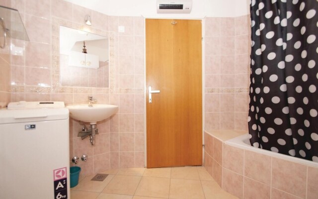 Nice Home in Lumbarda With Wifi and 3 Bedrooms