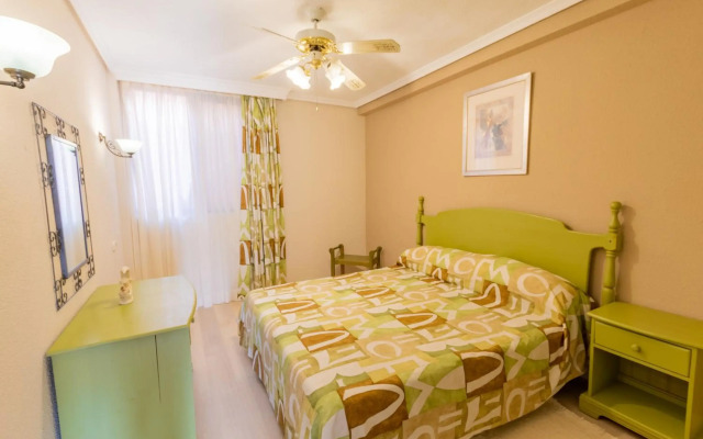 Paradise Court Aparthotel