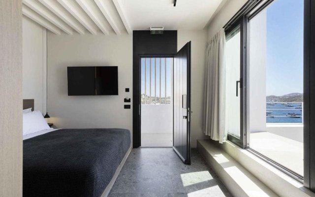 CUBIC Mykonos Seafront Design Suites