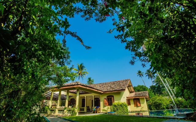 The Chalet - Whole Villa 2 Bedroom (Sleeps 4)