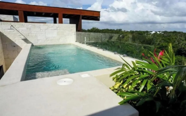Blue Luxury La Veleta