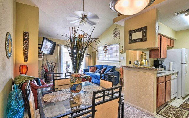Refreshing Galveston Condo w/ 2 Balconies!