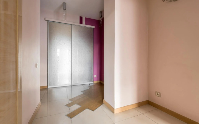 Апартаменты на набережной реки Карповки 10