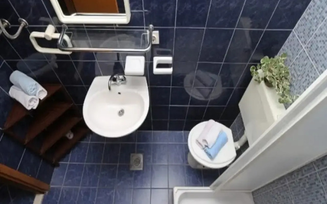 Mira - 10 m From Beach - A5