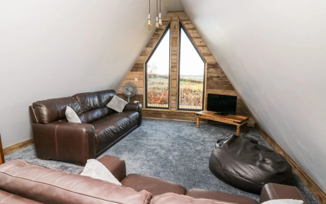 Valley View Hideaway