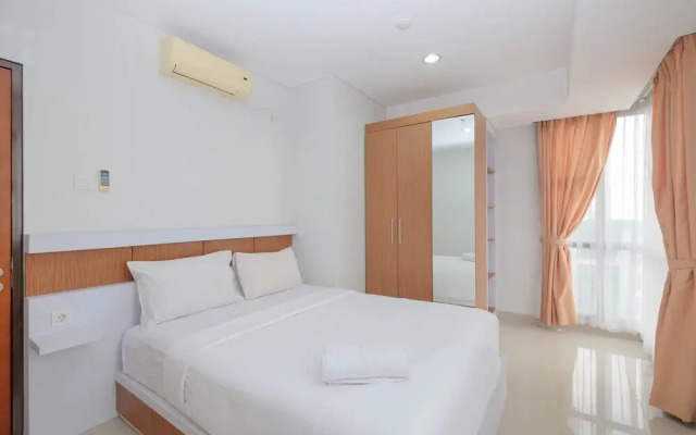 Spacious And Nice 2Br Apartment At Royal Olive Residence