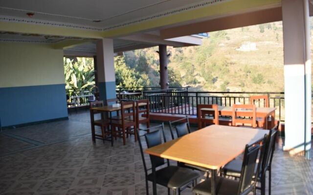 360 Lakefront Restro and Lodge