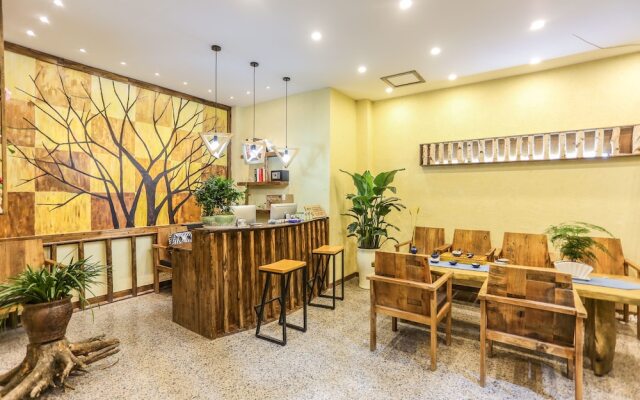 Jiaxing Pu Art Inn