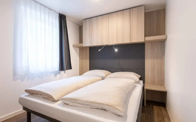 Chalet With Dishwasher, in the Area