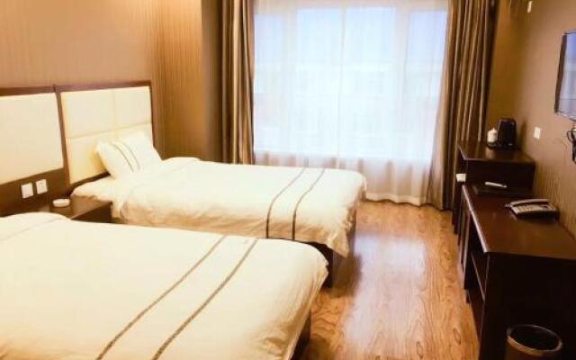 Baishan Xin Yi Hotel