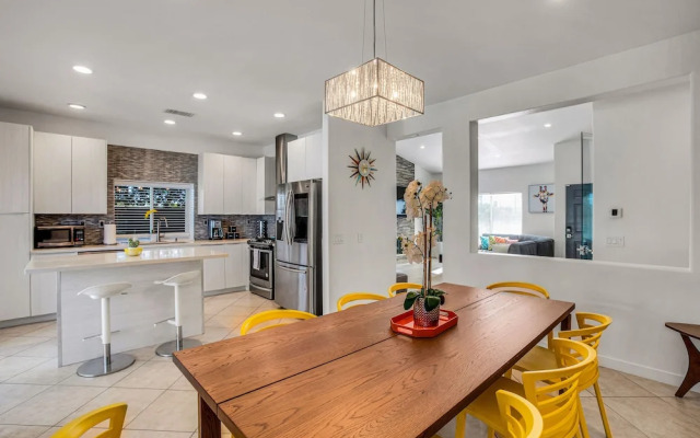 Flora Vista Sunshine