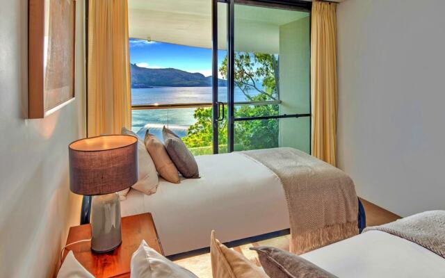 Waves 5 Luxury 3 Bedroom