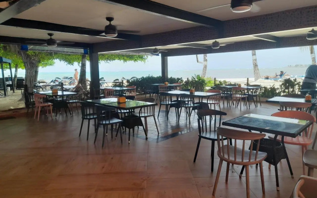 Hotel Mar de Corales By: CAJASAI