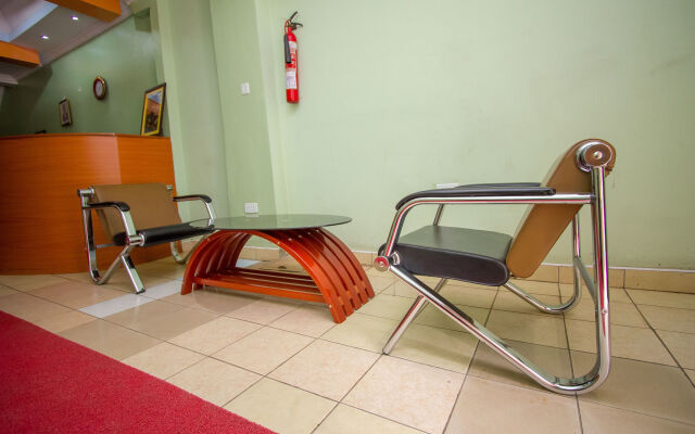 Winstonia Hotel