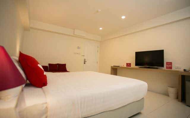 ZEN Premium Santiphap Park