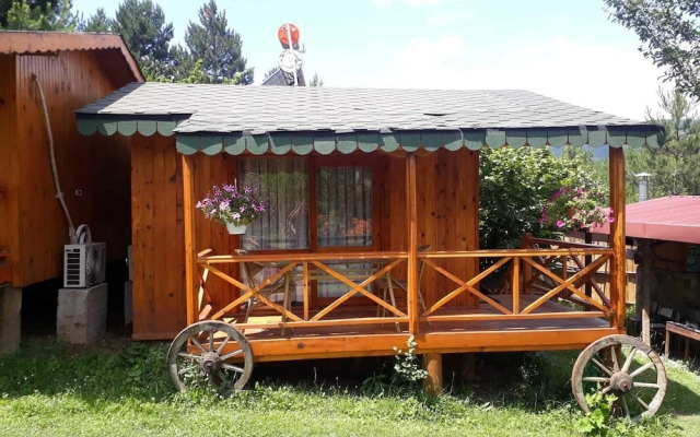 Nesilce Tatil Köyü