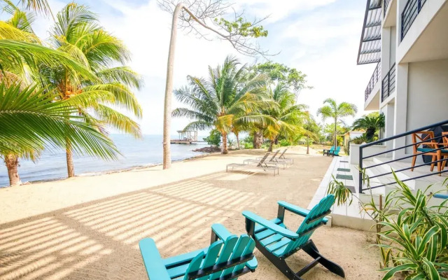 Oceanfront Sunset Gecko Condo - Second Floor 2B