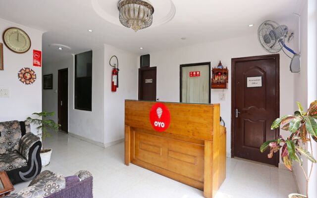 OYO 9846 Royal Plaza