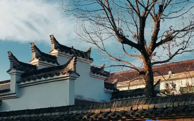 Jiangnan Shufang She (Taohuatan Scenic Area Branch) – Exterior – Xuancheng