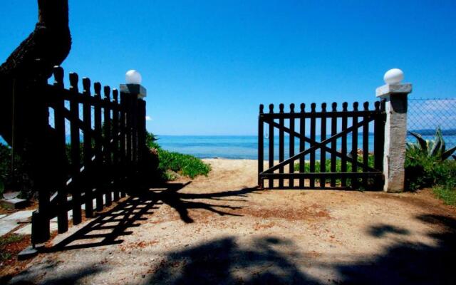 Beaufort Wildwood Mansion, Nikiti
