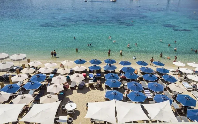 Kostantis Summer Villas and Suites