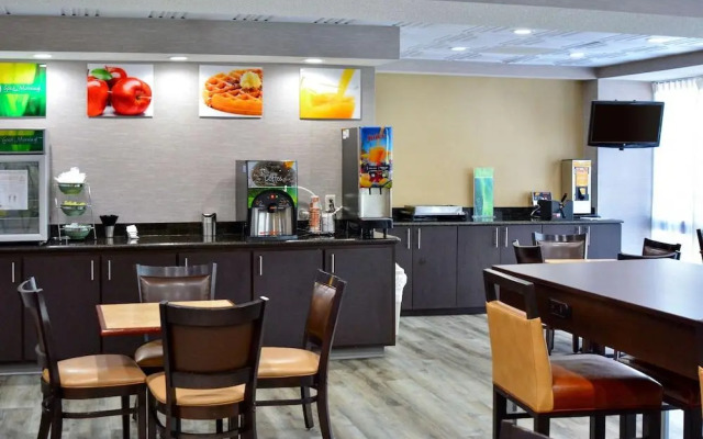 Quality Inn Union Us Hwy 176