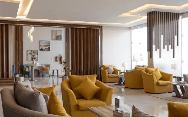 The Palace Hotel Suites 7
