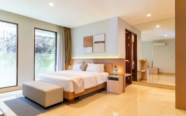Narwastu hill 6BR villa with pool and movie room – Guest Rooms – Cimenyan