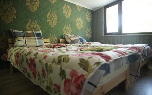 Guest House Godogani