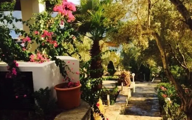 Vhillas Private Luxury Villa Leo