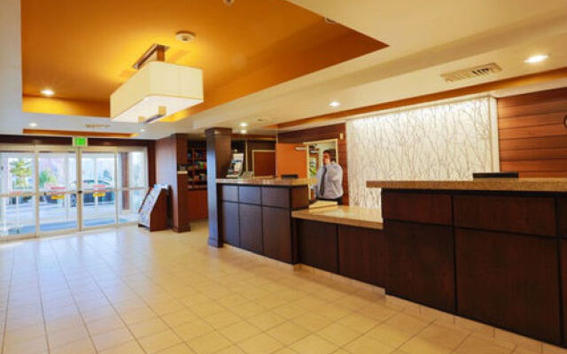 Fairfield Inn & Suites Burlington