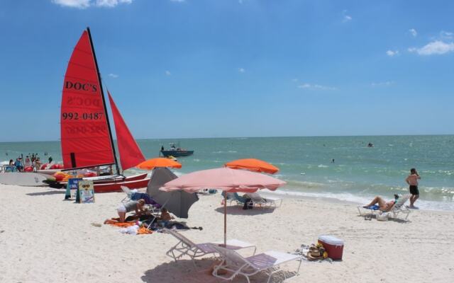 Bonita Beach 5500 - 1702