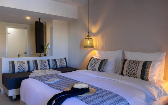 Eliros Mare Beachfront Poem Hotel