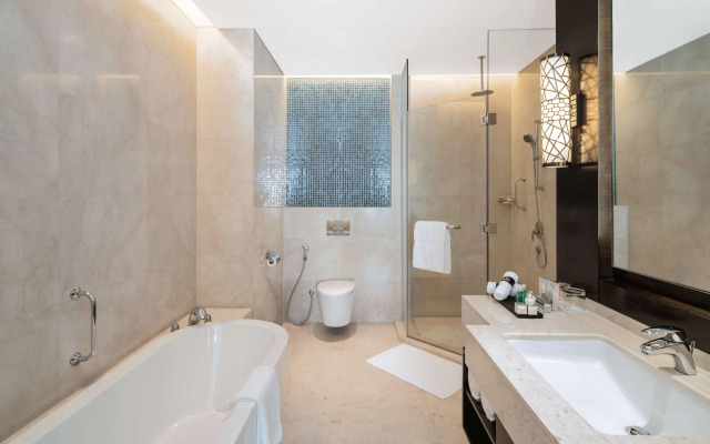 Radisson Collection Muscat, Hormuz Grand