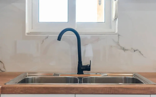 Hillside Apartment Gjirokast r 2