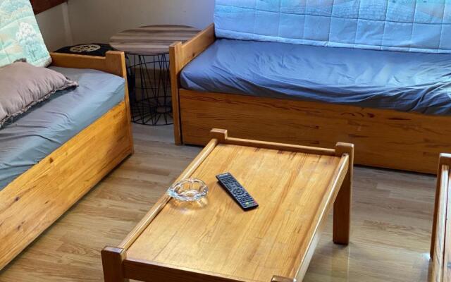 33 Boulevard Charles de Gaulle