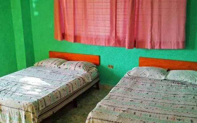 Casa De Huespedes El Tesoro