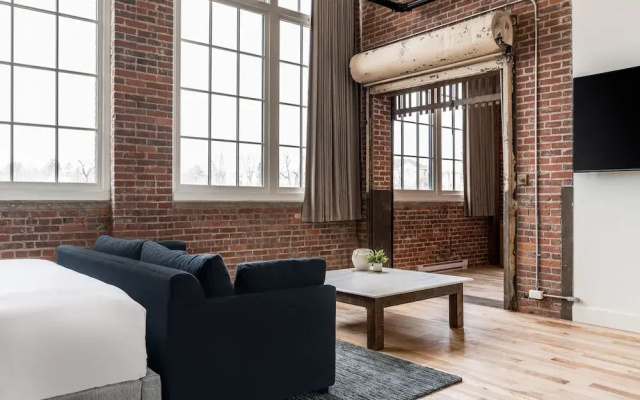 The Skowhegan By Kasa