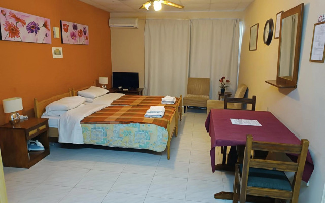 Rantzo Holiday Apartments
