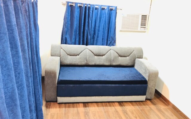 Spicy Mango Malhotra's Pristine Villa