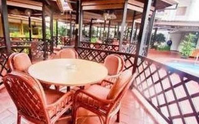 Pardede International Hotel