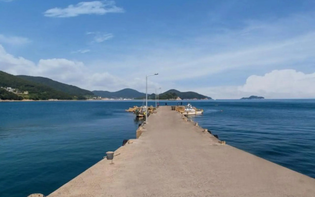 Geojedo Nulpureun Pension