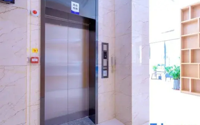 Yeste Hotel (Baise Zhuzhou Bridge No. 5 Middle School)