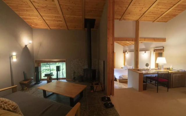 Hakone Reatreat villa 1f